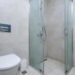 Lux 1 1 Saloon * Istambul