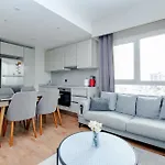 Lux 1 1 Saloon Apartamento *